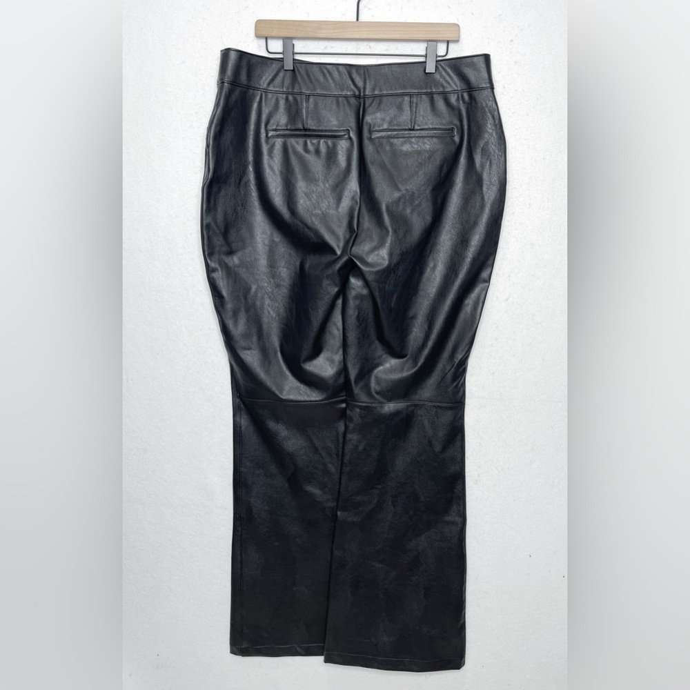 Spanx Faux Leather Like Flare Leg Pull-On Pants Size 3X 20457R Moto Boho - Picture 4 of 8